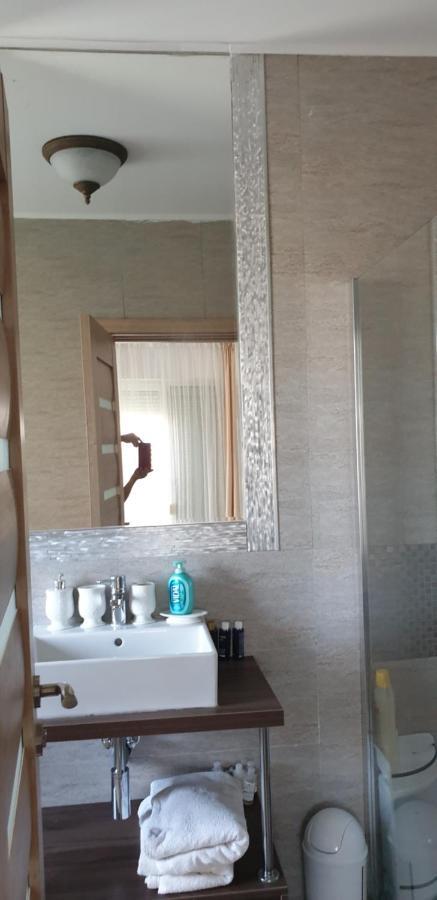 D&H Hotell Năvodari Exteriör bild