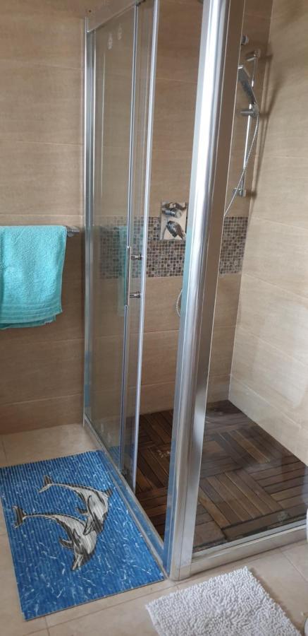 D&H Hotell Năvodari Exteriör bild