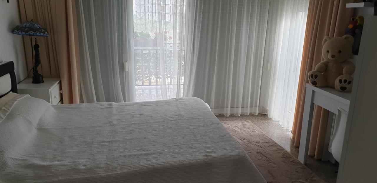 D&H Hotell Năvodari Exteriör bild
